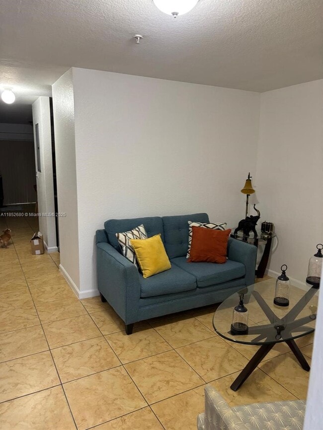 Foto del edificio - 14054 NW 17th Ave