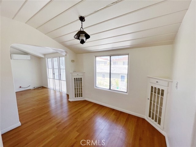 Building Photo - 409 N Monterey St