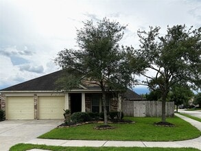 Building Photo - 31818 Forest Park Ct