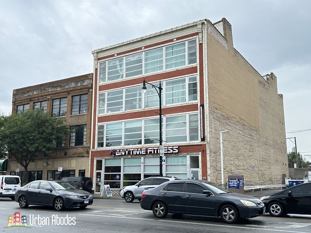 Primary Photo - 2412 W North Ave