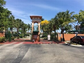 Building Photo - 8428 NW 103rd St