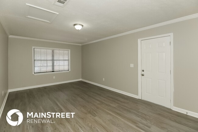 Foto del edificio - 145 Highland Dr