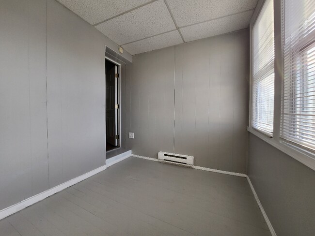 Foto del edificio - 8348 S Maryland Ave