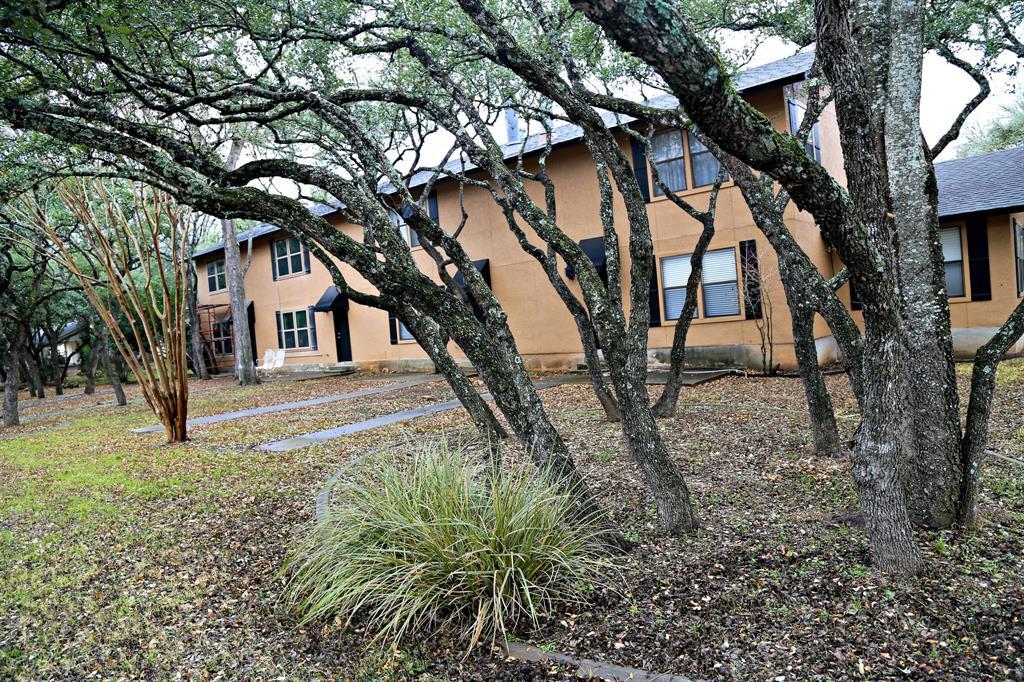 Foto principal - 2 Deerfield Dr