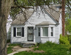 Building Photo - 16053 Lappin St