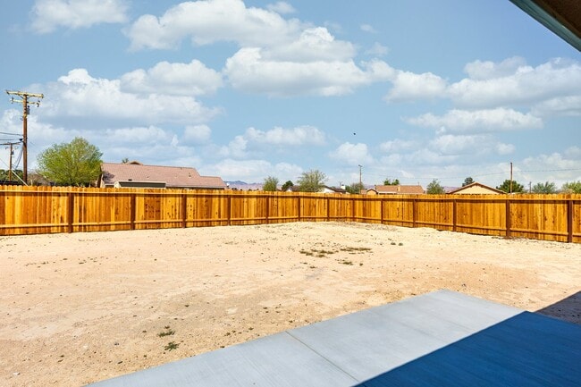 Foto del edificio - 21471 Reed Pl