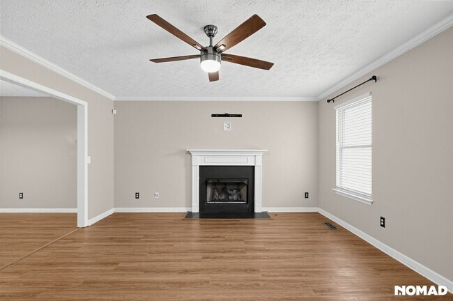 Building Photo - 1808 Easton Ct