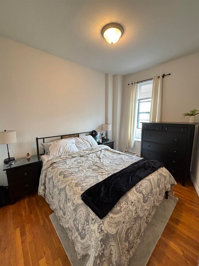 Foto del edificio - 361 1st St