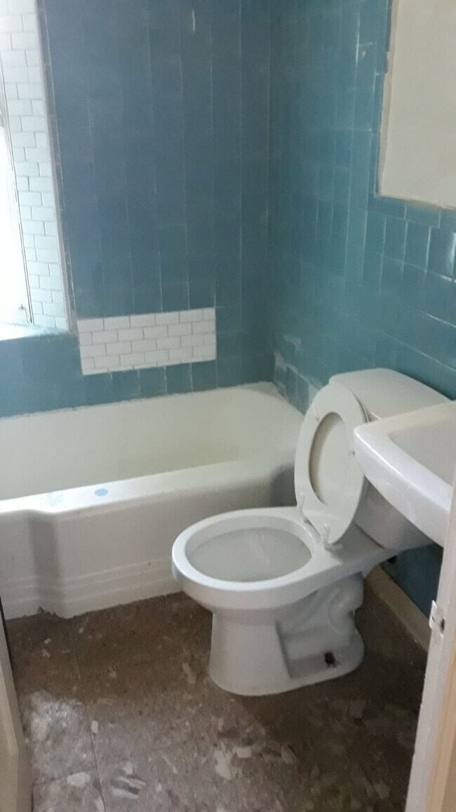 Bathroom - 6200 Ogontz Ave