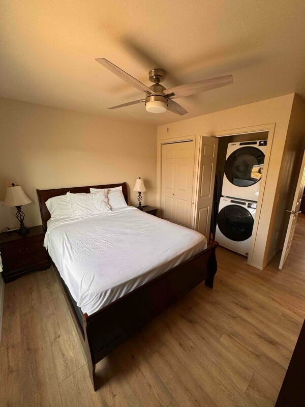 Foto del edificio - 360 Brownstone Rd