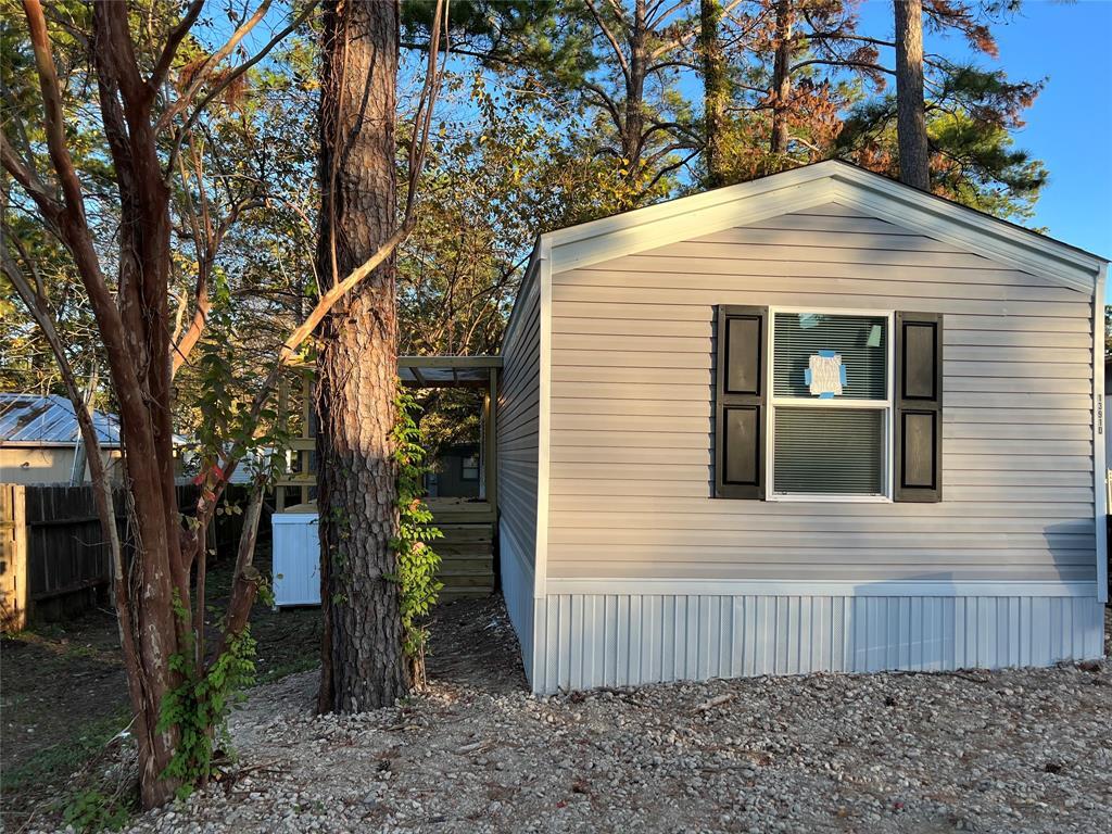 Primary Photo - 13910 Anchor Ct