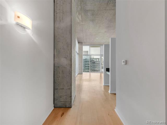 Building Photo - 1700 Bassett St