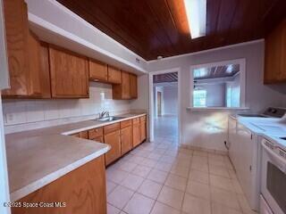 Foto del edificio - 165 S Tropical Trail