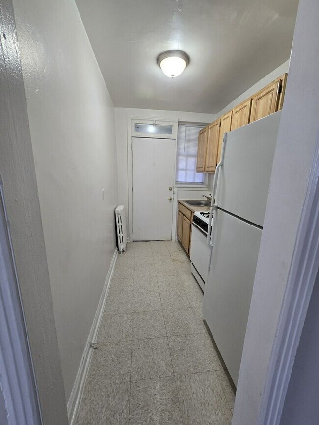 Foto del edificio - 3300 East Capitol St NE