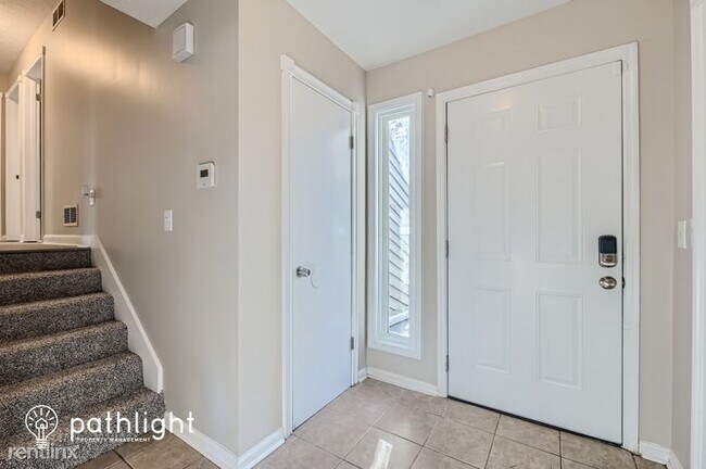 Foto del edificio - 3 br, 2 bath House - 6580 Oakwood Drive UNIT