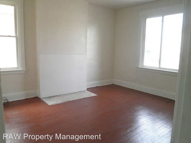 Building Photo - 1224 Ross Ave