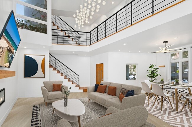 Building Photo - 702 Kettner Blvd