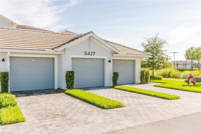 Foto del edificio - 5427 Double Eagle Cir