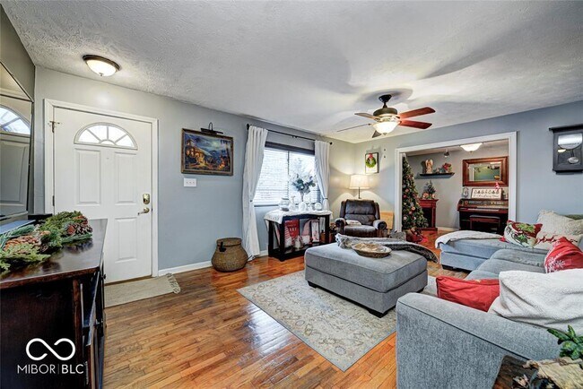 Foto del edificio - 7274 Kimberly Ln