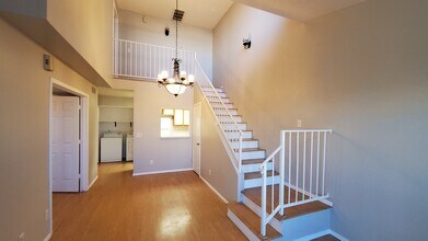 Building Photo - 8625 E Belleview Pl