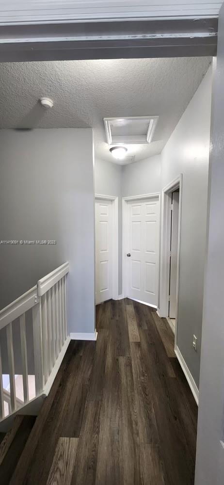 Foto del edificio - 10633 SW 6th St