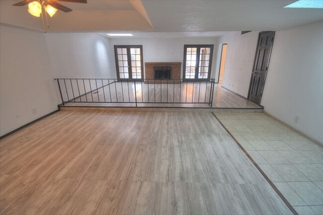 Building Photo - NE Heights ---Close to the Sandia Mountains