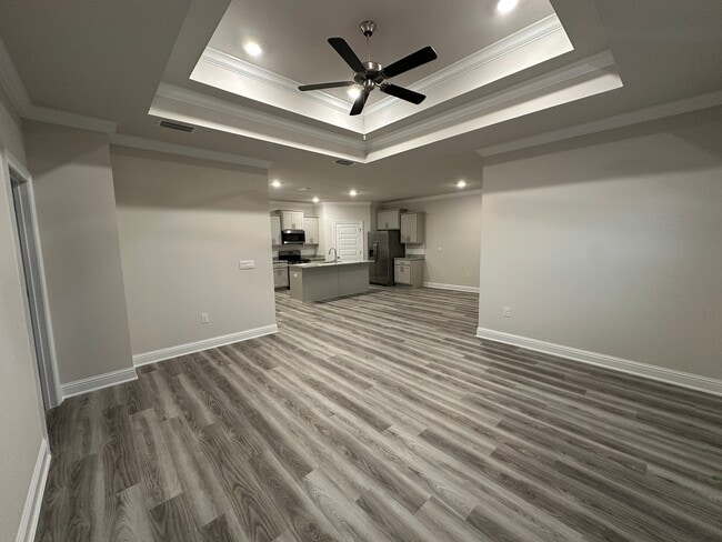 Building Photo - 146 Millet Ave