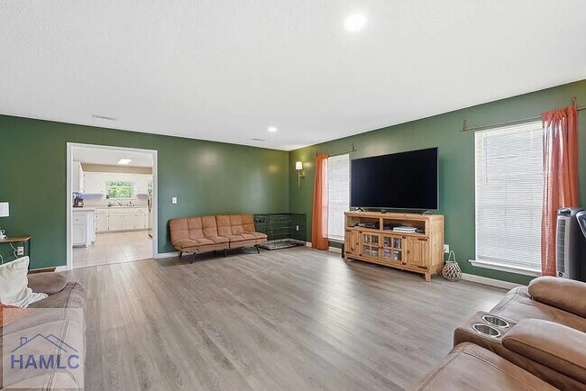 Foto del edificio - 211 Wentworth Way