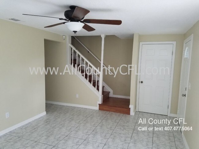 Building Photo - 4912 Silver Oaks Vlg