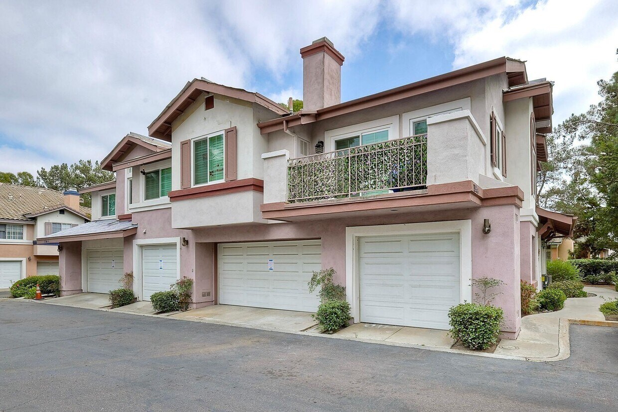 11964 Tivoli Park Row Unit 3, San Diego, CA 92128 Condo for Rent in