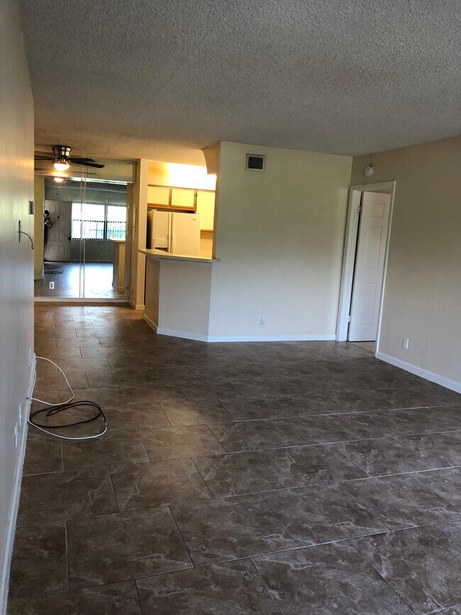 Building Photo - 4205 S 57th Avenue B Greenacres Fl 33463