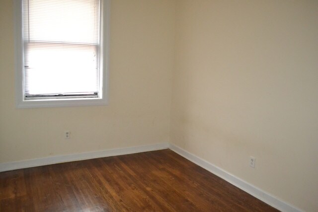 Foto del edificio - 3259 W Montrose Ave