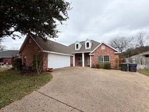 Building Photo - 2621 Concho Bend Dr