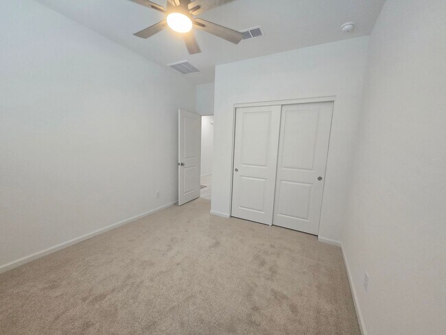 Foto del edificio - New Build 4 bed/3 Bath Home