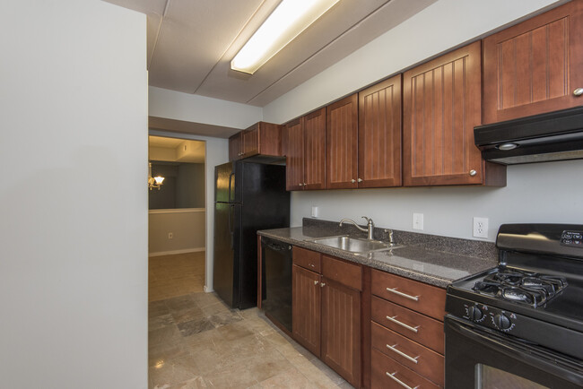 Building Photo - 300 Shawmont Ave