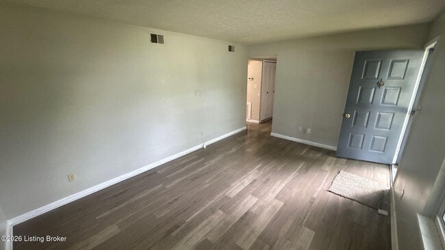 Building Photo - 5807 Larkgrove Dr