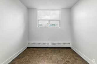 2BR, 1BA - 854SF - Bedroom - 1110 Caven St