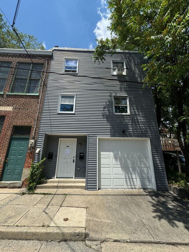 Foto del edificio - 1139 Spring Garden St