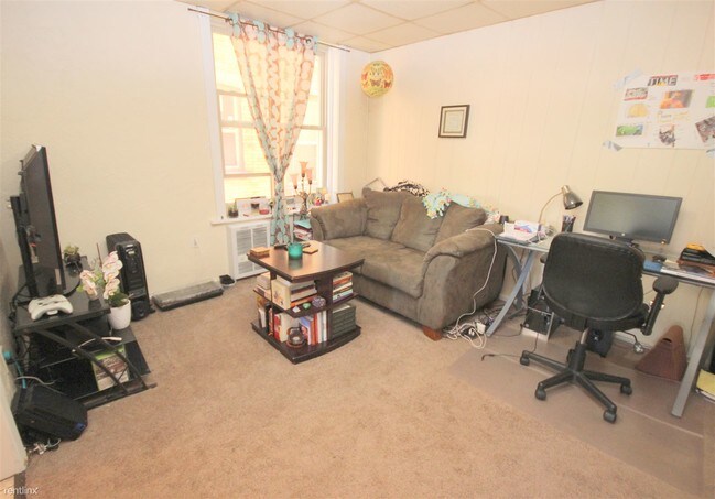 Building Photo - 1 br, 1 bath  - 330 Melwood Ave  for August