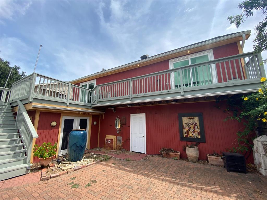 5027 Avenue N 1/2 Rear, Galveston, TX 77551 Room for Rent in