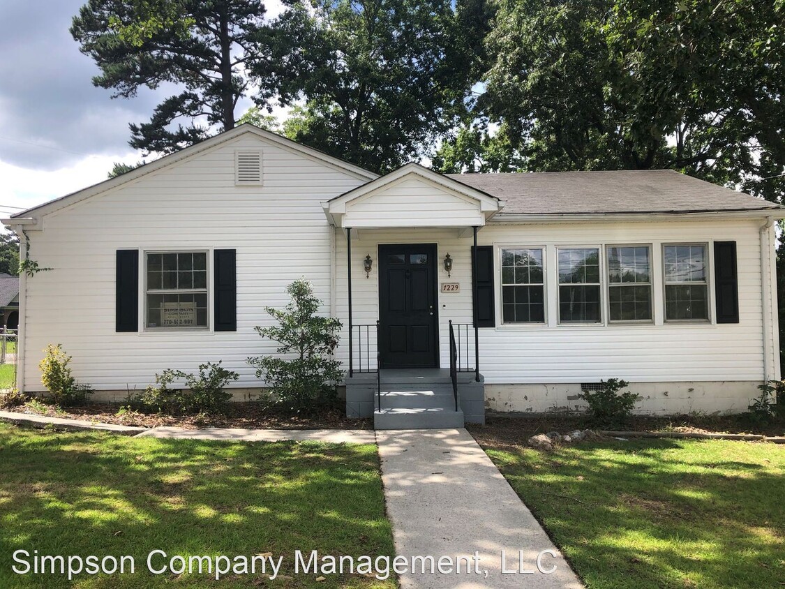 Primary Photo - 3 br, 2 bath House - 1229 Enota Ave.