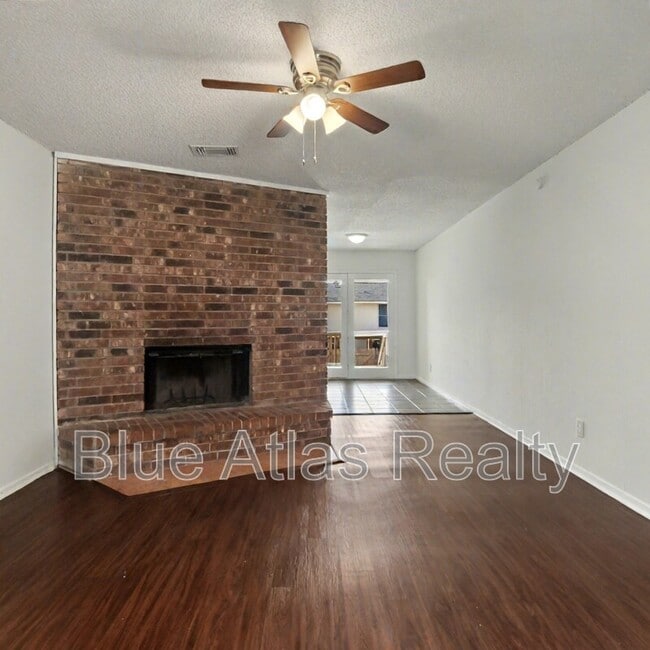 Photo - 610 Lillard Rd Townhome