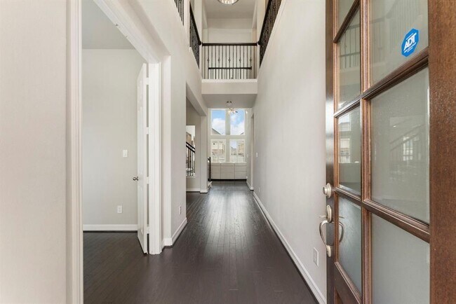 Foto del edificio - 4411 Millstone Dr