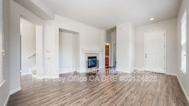 Building Photo - 5 Royal Gorge St
