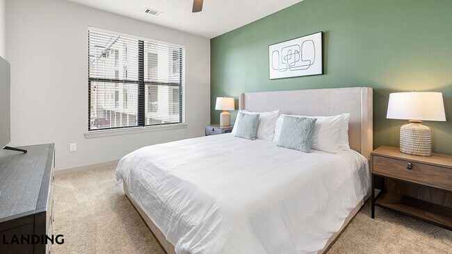 Foto del edificio - 18210 Park Row Blvd