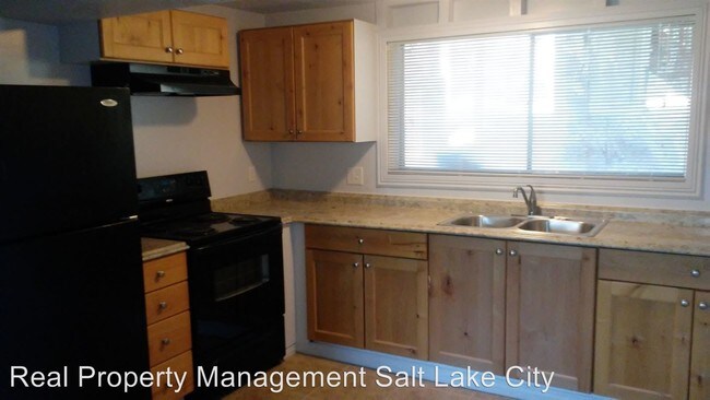 Foto del edificio - 6030 Zodiac Dr