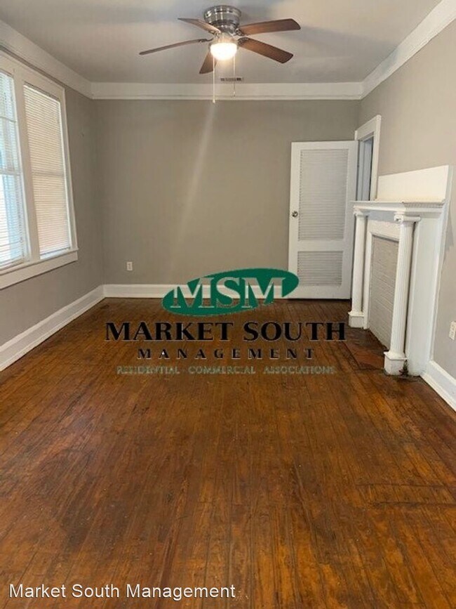 Foto del edificio - 3 br, 1 bath House - 4909 Montgomery Street