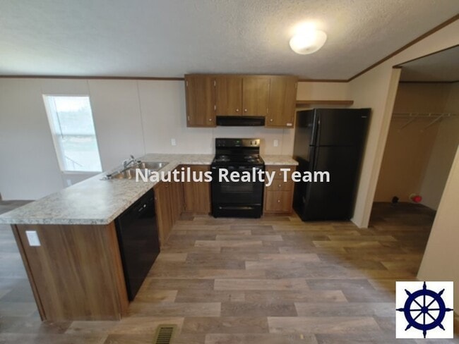 Building Photo - 5115 Lot 3