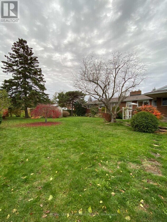 Building Photo - 232 McNeilly Rd