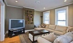 Foto del edificio - 112 Newtonville Ave